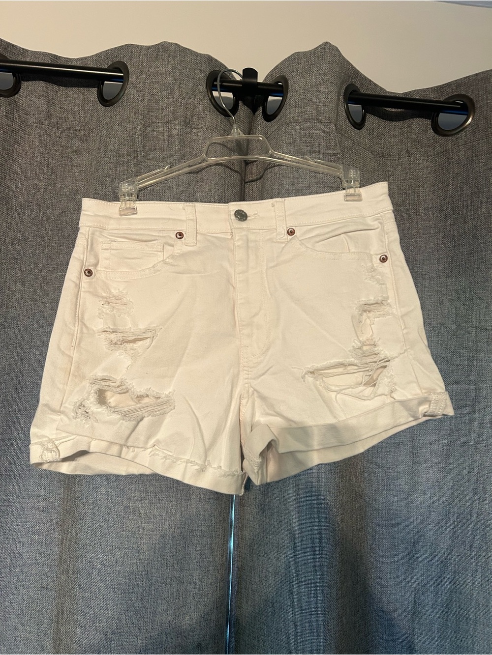 American Eagle Outfitters Cream Distressed High-Rise Jean Shorts